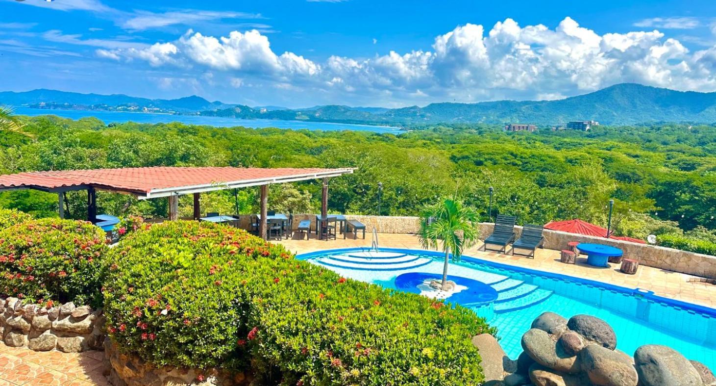 Vista Condor Lodge Пуерто Виехо Екстериор снимка